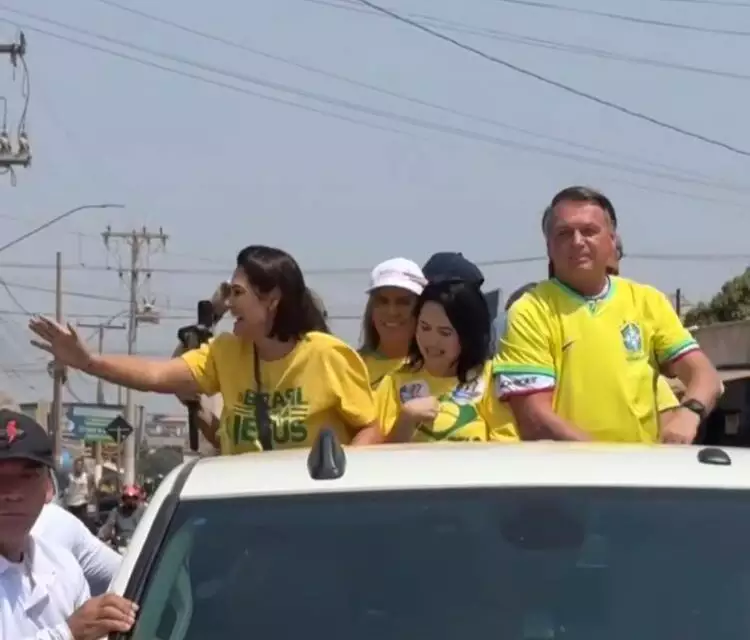 Bolsonaro e Maria Yvelônia